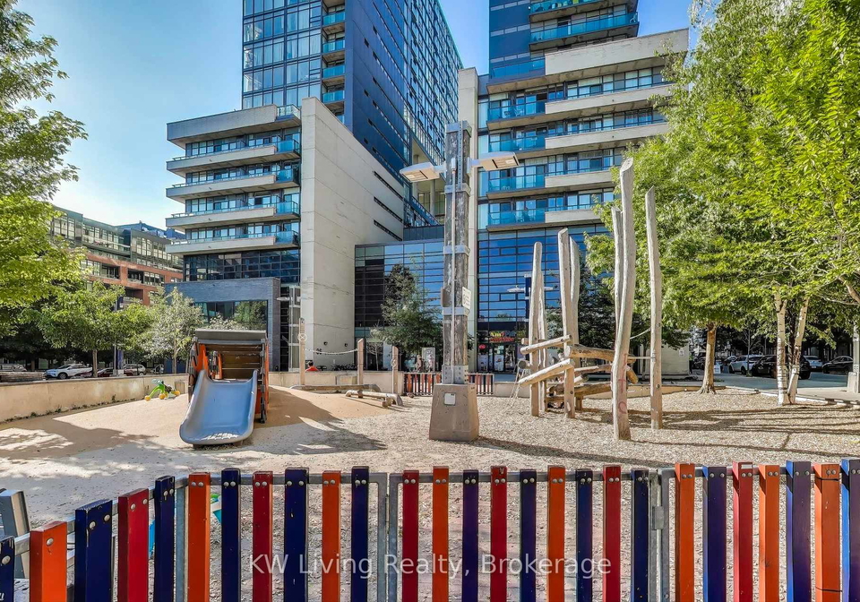 36-lisgar-street-toronto-ontario-c12299660