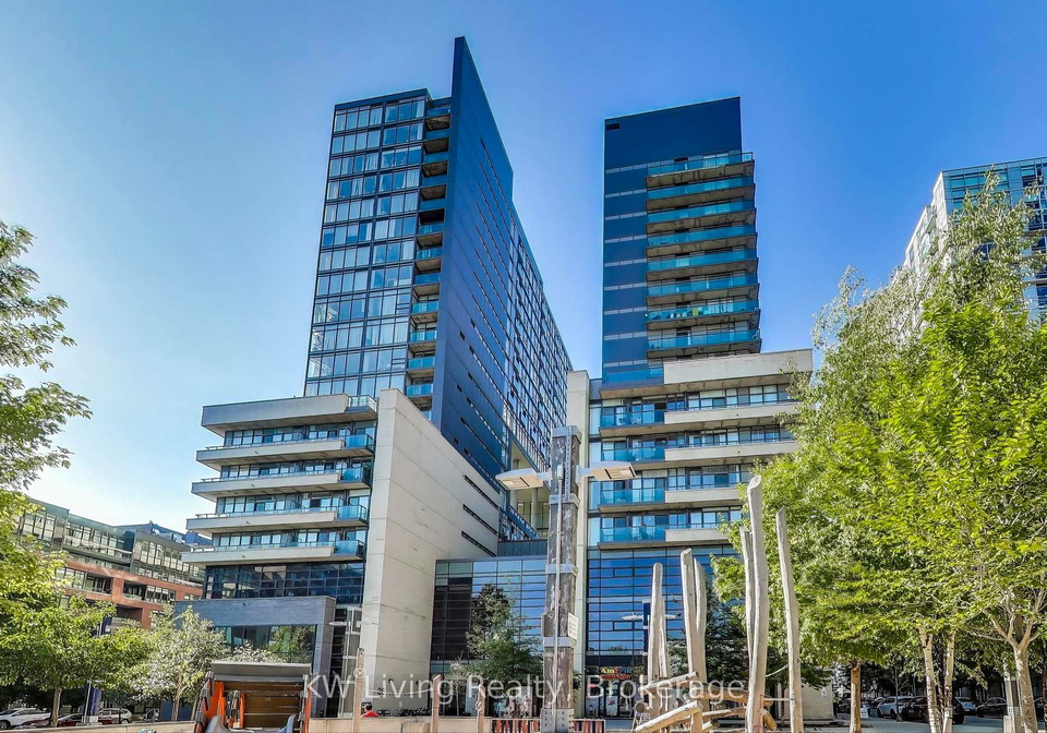 36-lisgar-street-toronto-ontario-c12299660