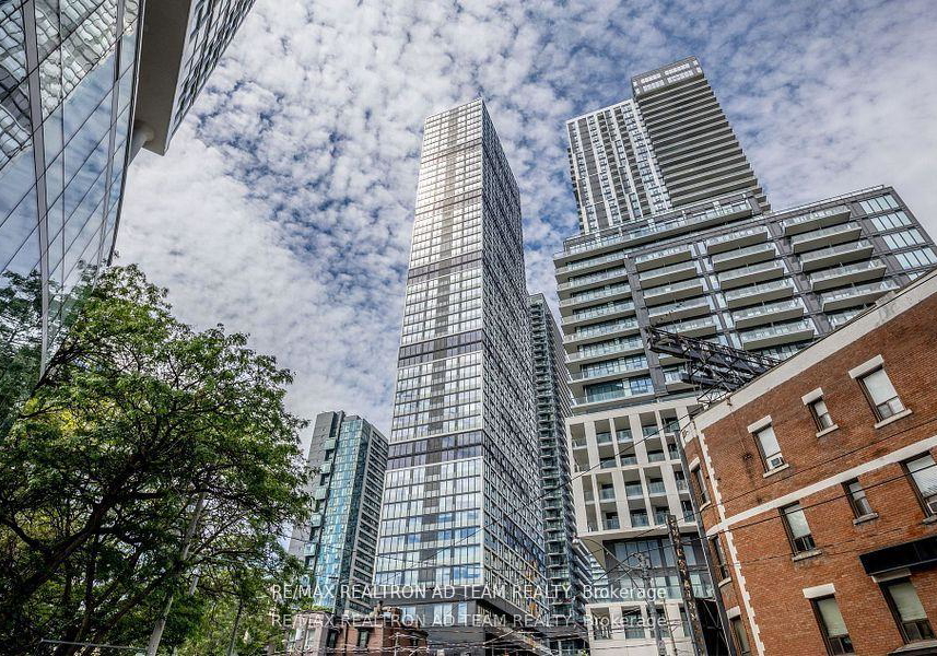 181-dundas-street-e-e-toronto-ontario-c12299856
