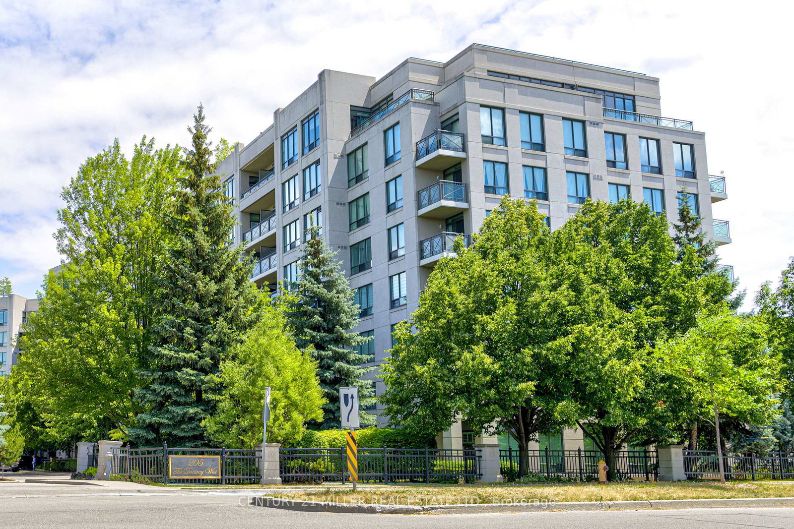 205-the-donway-na-w-w-north-york-ontario-c12299909