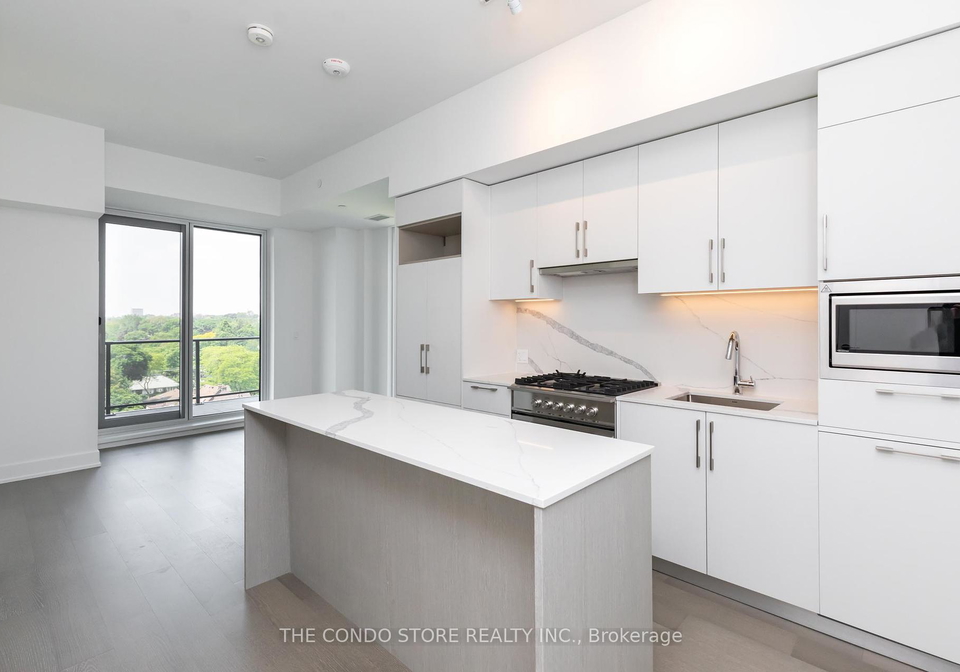 8-manor-road-w-w-toronto-ontario-c12300040
