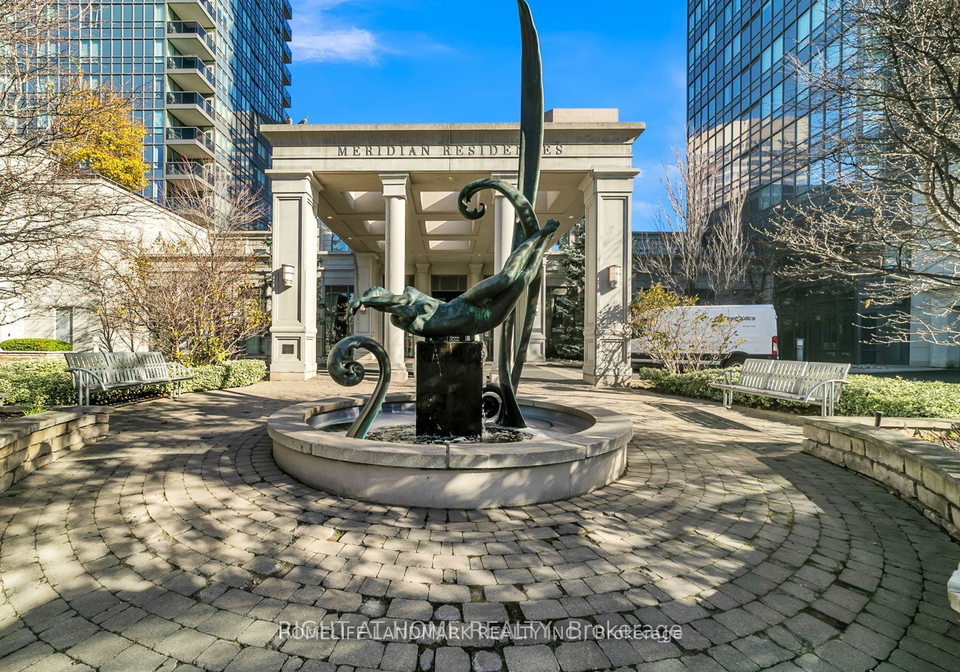 15-greenview-avenue-toronto-ontario-c12300100