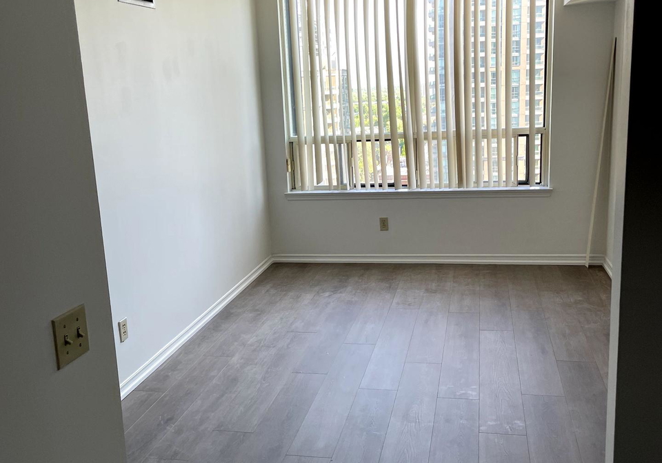 7-bishop-avenue-north-york-ontario-c12300157