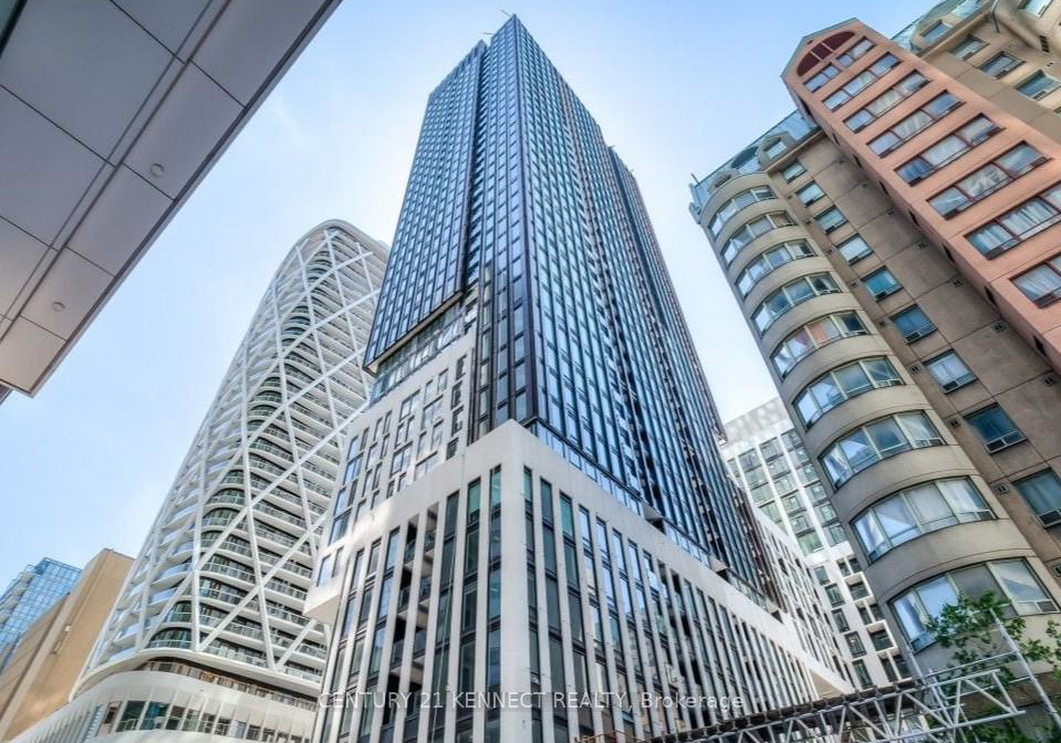 238-simcoe-street-toronto-ontario-c12300272