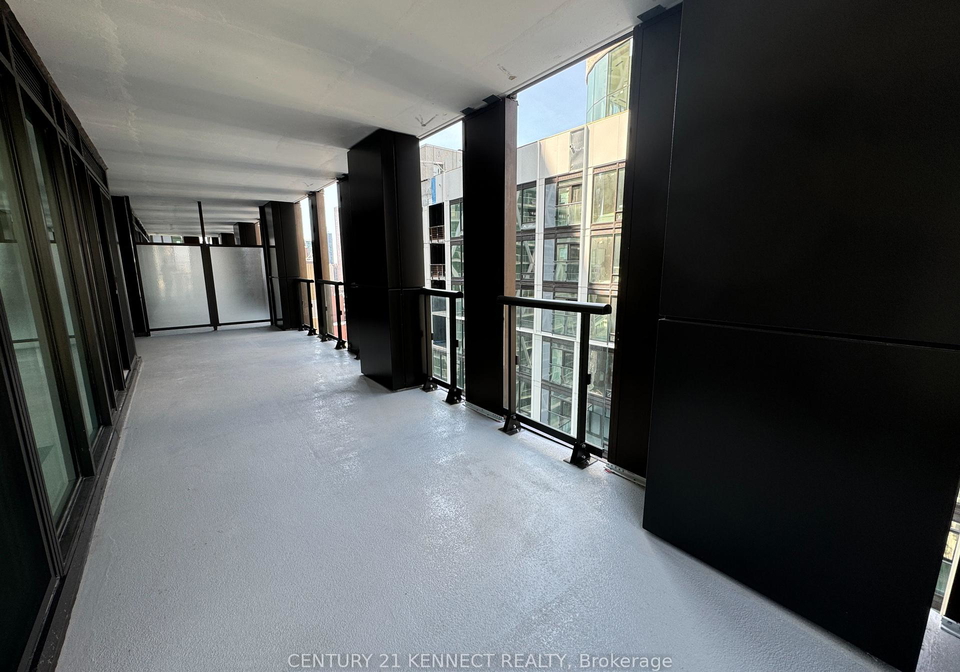 238-simcoe-street-toronto-ontario-c12300272