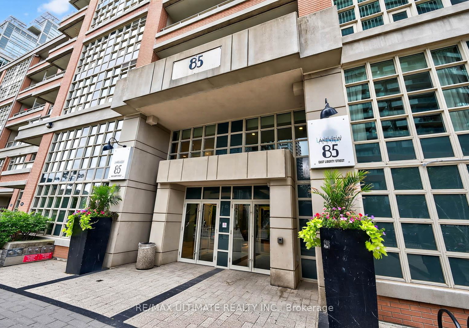 85-east-liberty-street-toronto-ontario-c12300367