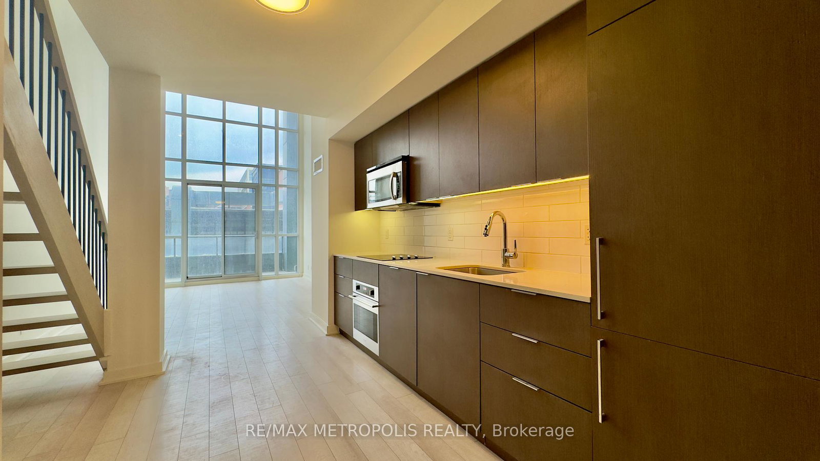 5-hanna-avenue-toronto-ontario-c12300536