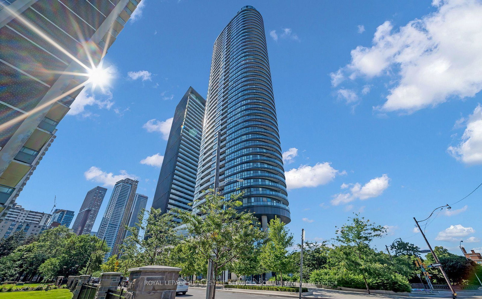 585-bloor-street-e-e-toronto-ontario-c12300541