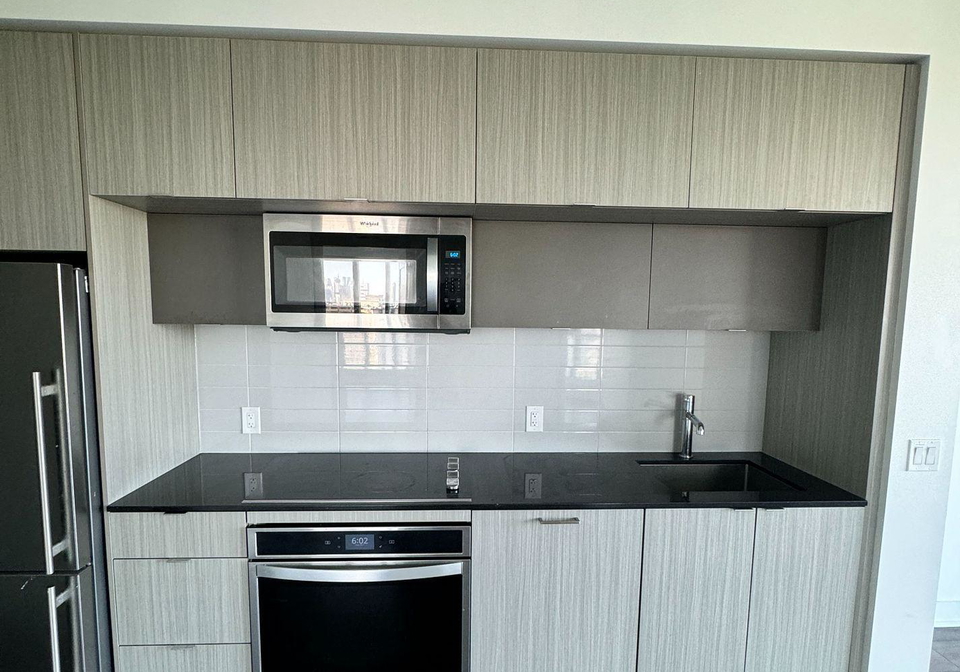 585-bloor-street-e-e-toronto-ontario-c12300541