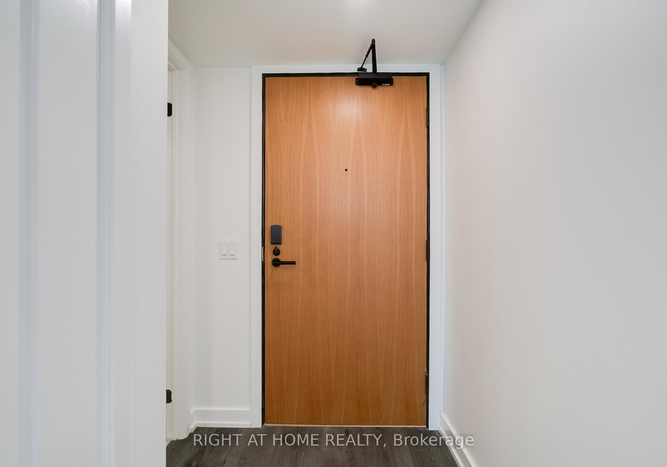 897-college-street-w-w-toronto-ontario-c12300553