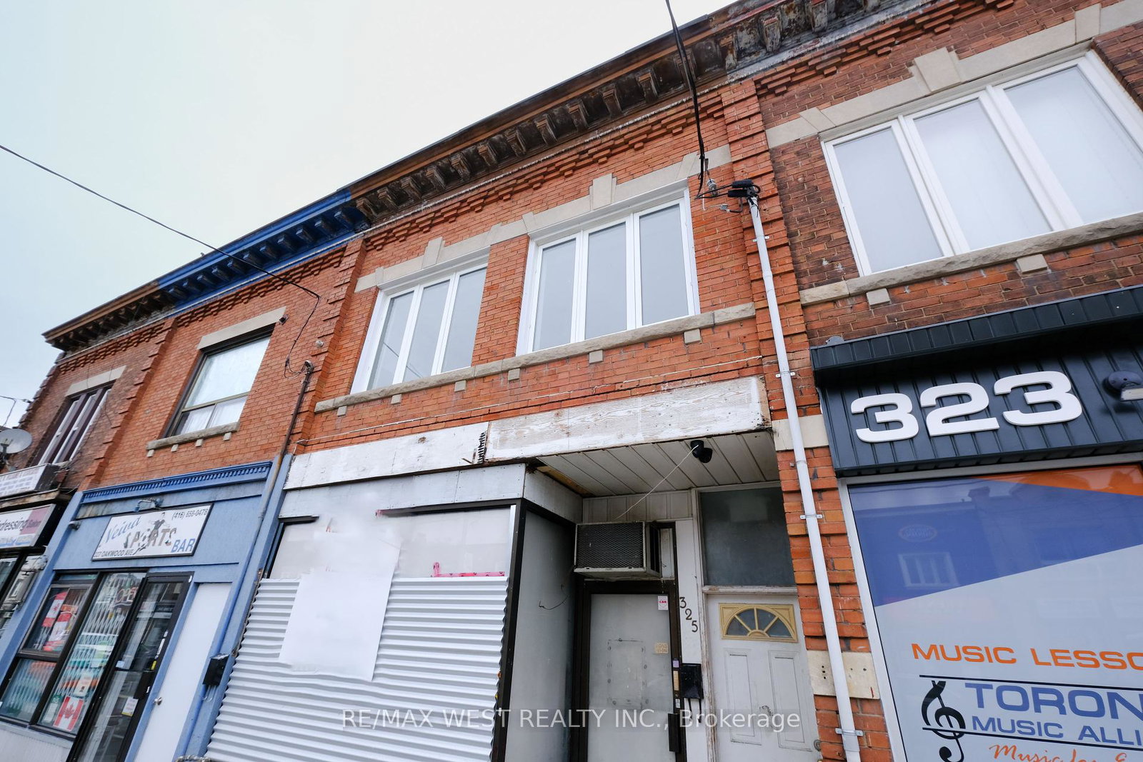 325-oakwood-avenue-toronto-ontario-c12300564