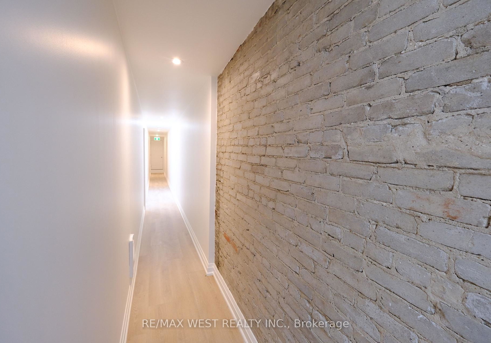 325-oakwood-avenue-toronto-ontario-c12300564