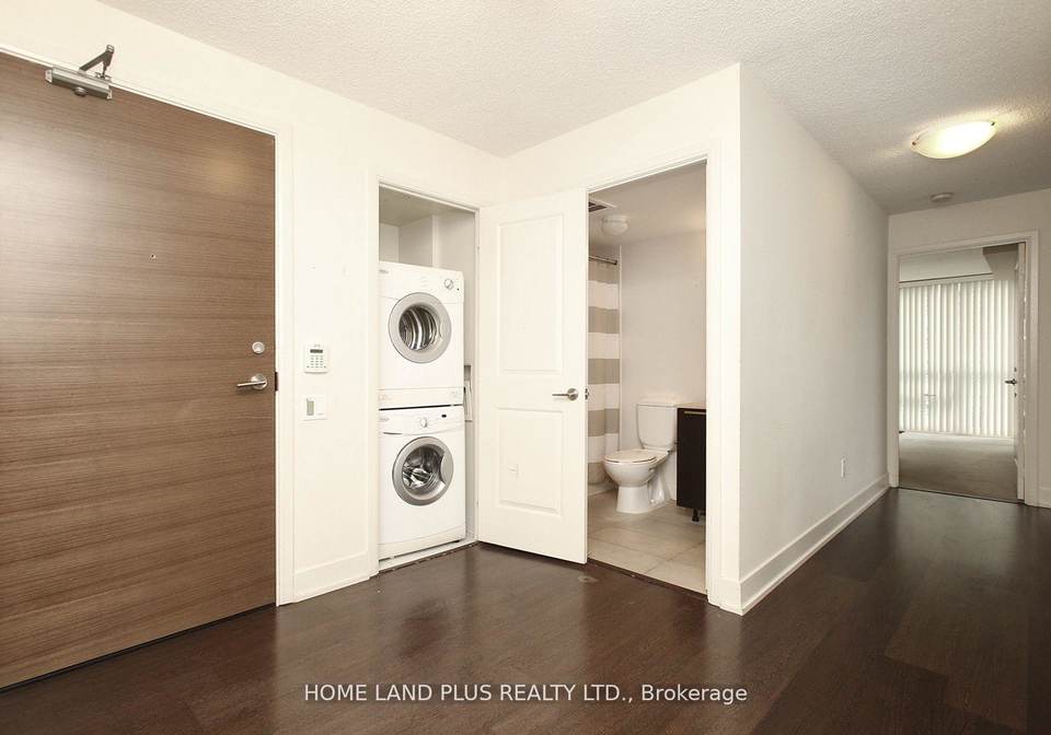 23-sheppard-avenue-e-e-north-york-ontario-c12300642