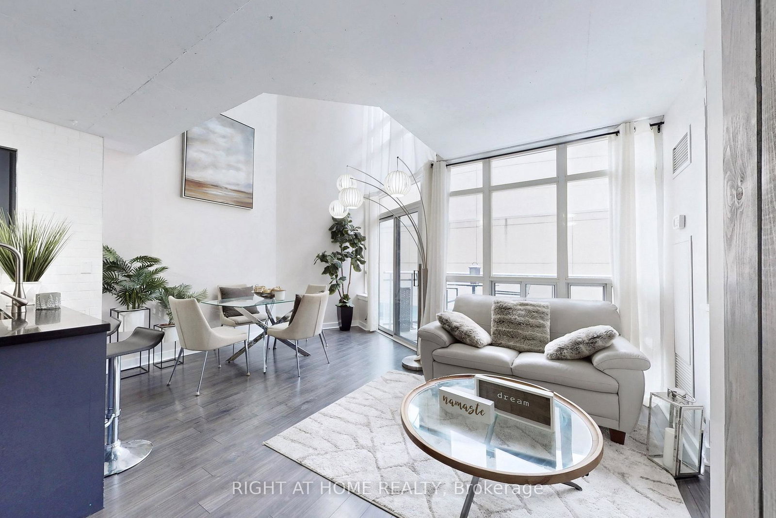 255-richmond-street-e-e-toronto-ontario-c12300729
