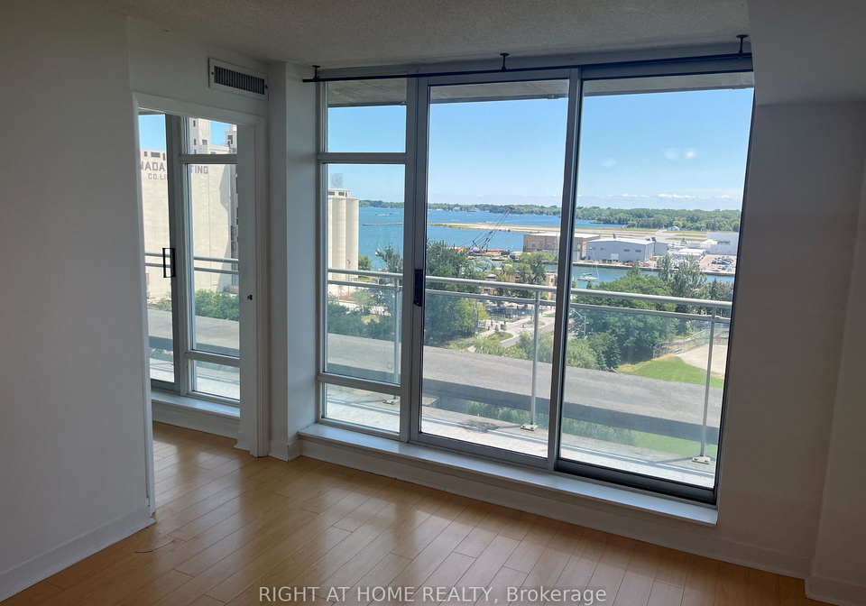 650-queens-quay-na-w-w-toronto-ontario-c12300901
