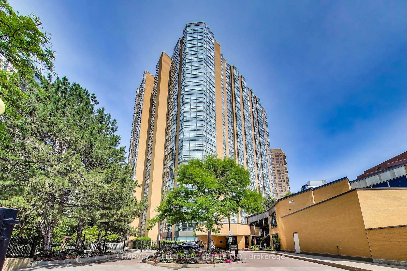 131-beecroft-road-toronto-ontario-c12301206