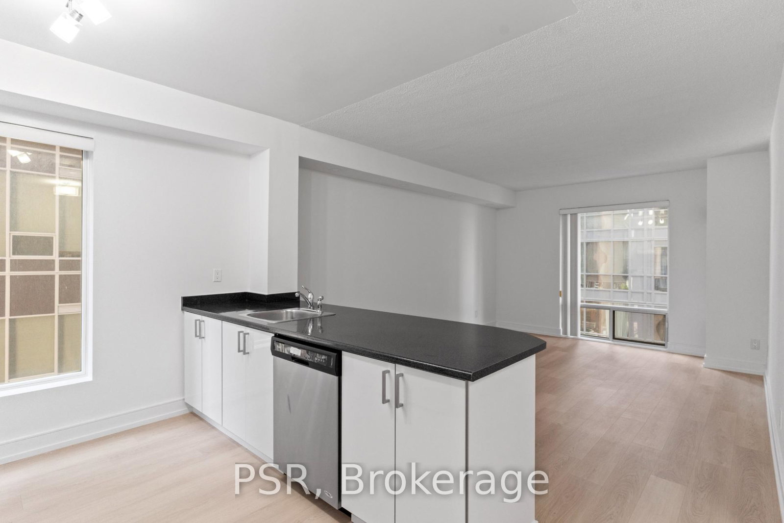 50-john-street-toronto-ontario-c12301216