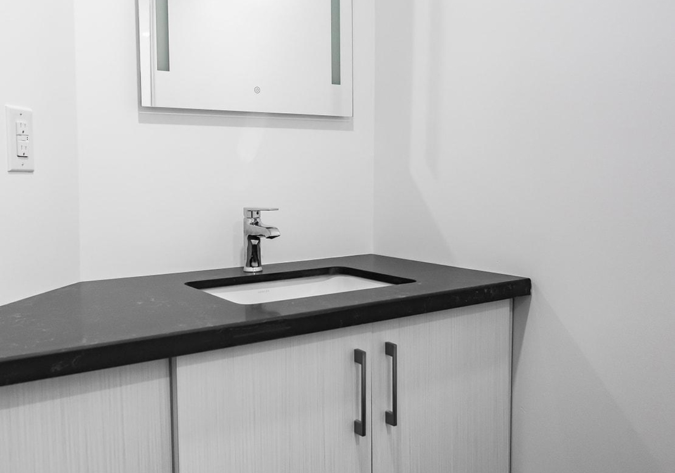 211-jarvis-street-toronto-ontario-c12301383