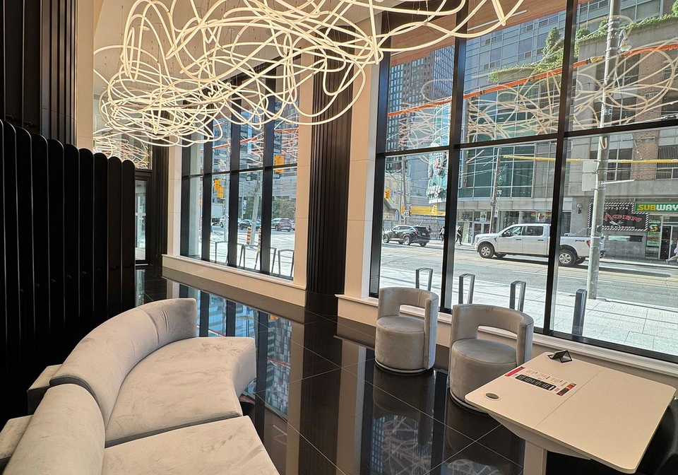 280-dundas-street-w-w-toronto-ontario-c12301417