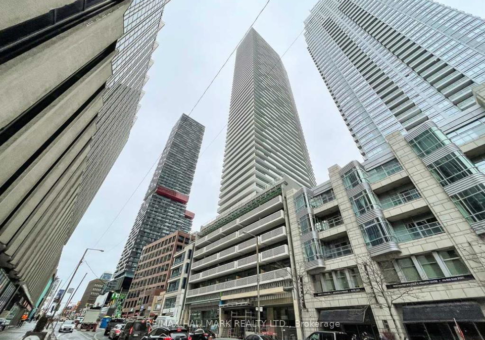 2221-yonge-street-toronto-ontario-c12301430