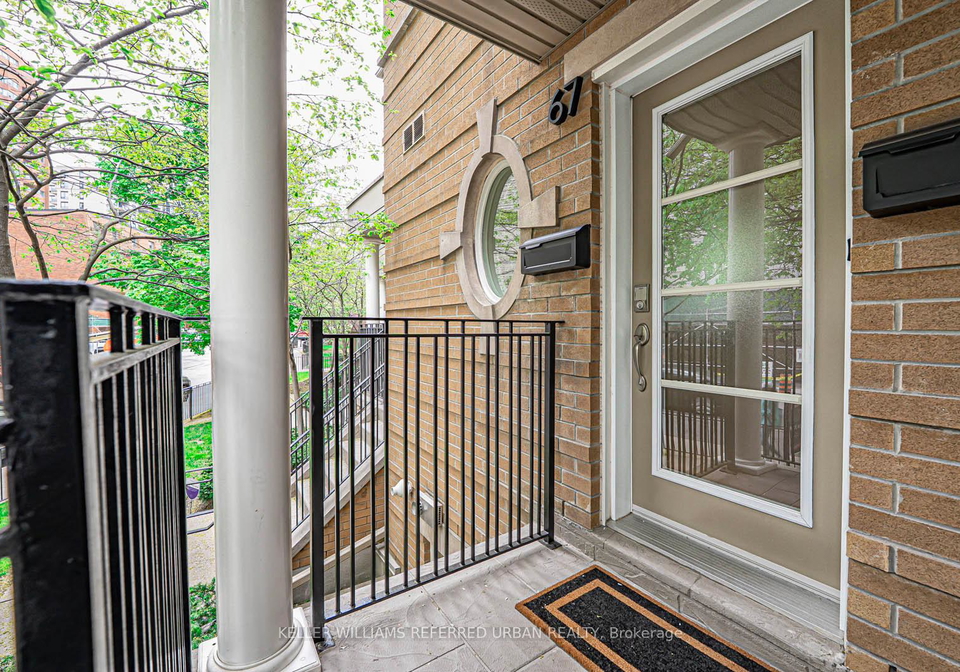 67-pleasant-boulevard-toronto-ontario-c12301524