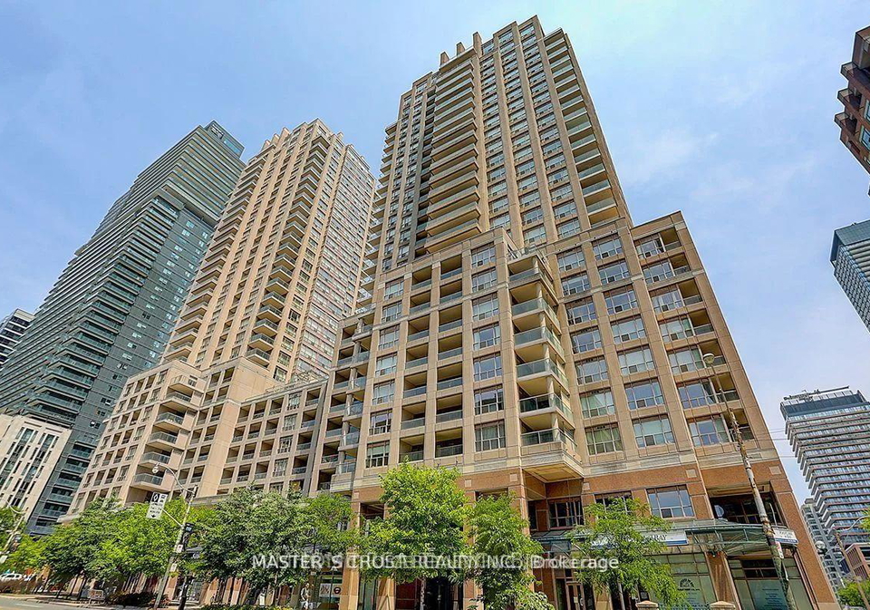 909-bay-street-toronto-ontario-c12301534