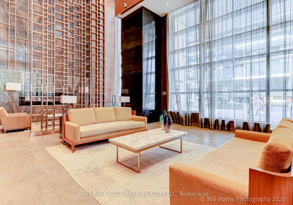 5-sheppard-avenue-e-e-north-york-ontario-c12301713