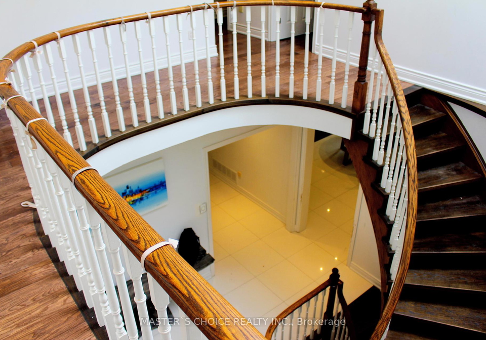 25-aldershot-crescent-north-york-ontario-c12301742