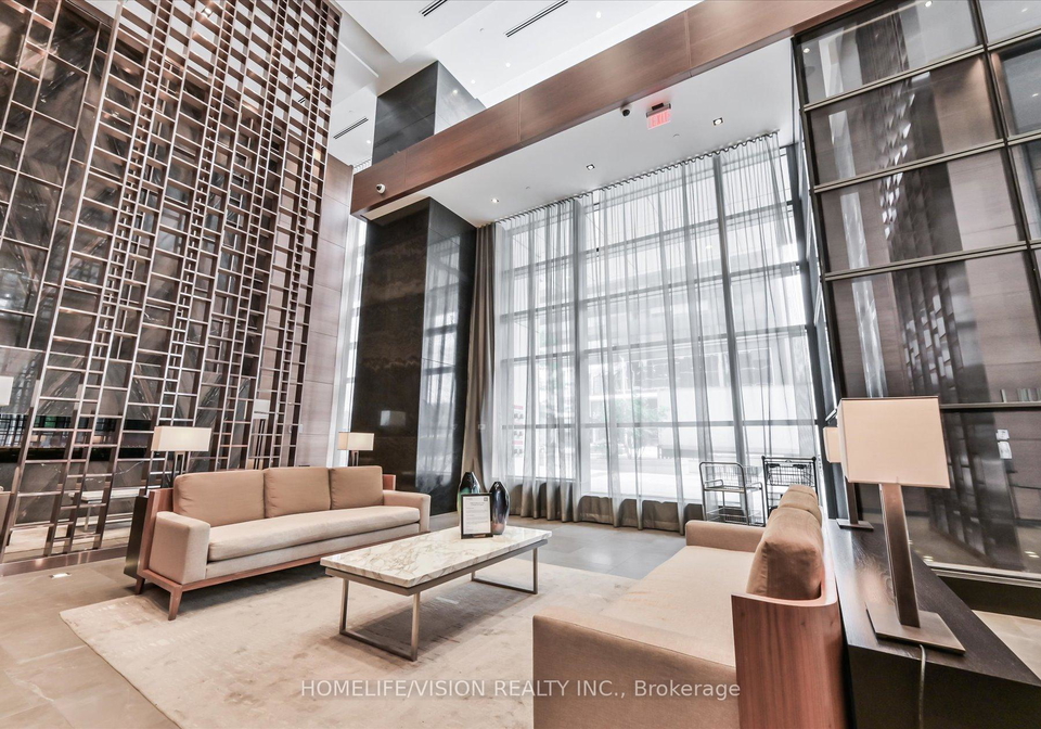 5-sheppard-avenue-e-e-north-york-ontario-c12301862