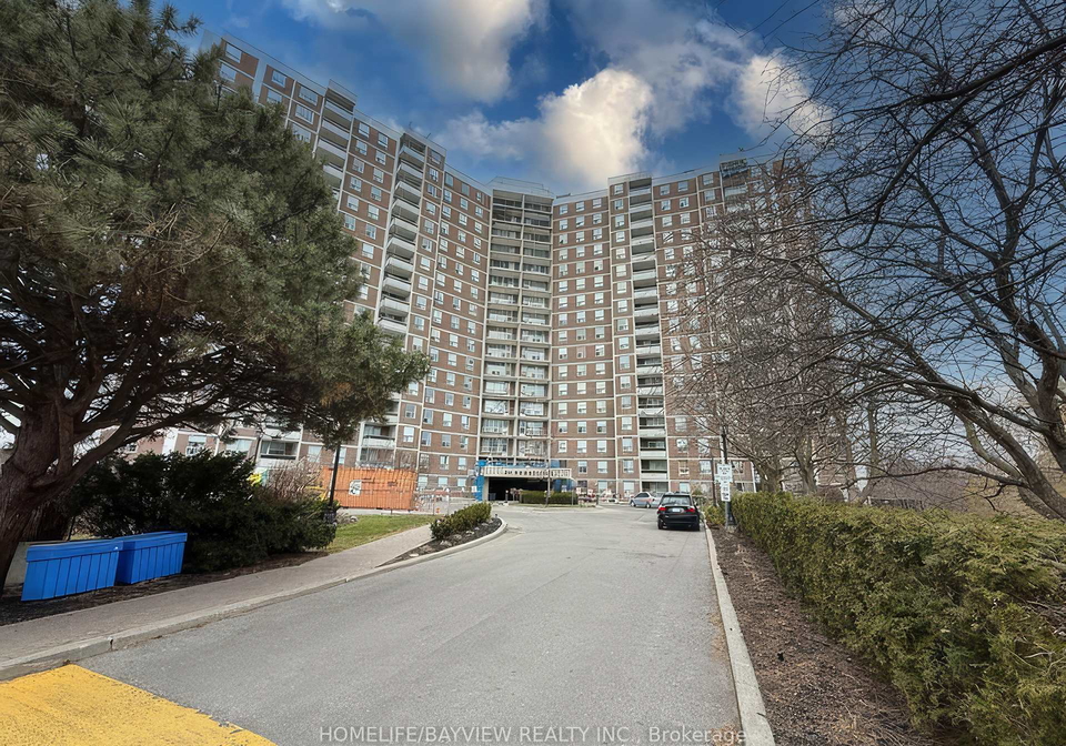 20-edgecliffe-golfway-east-york-ontario-c12301905