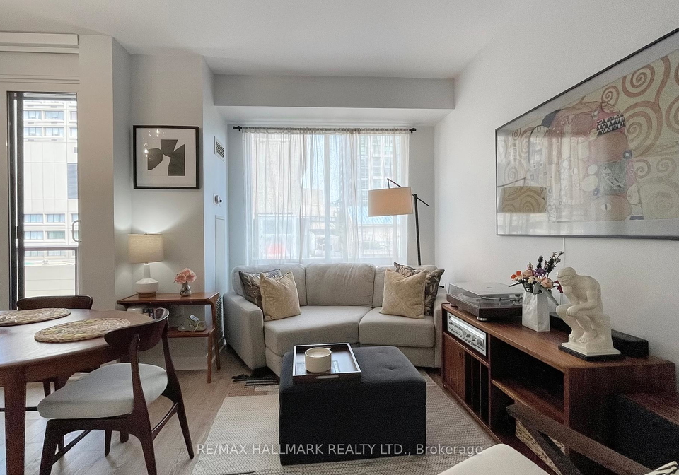 85-bloor-street-e-e-toronto-ontario-c12302038