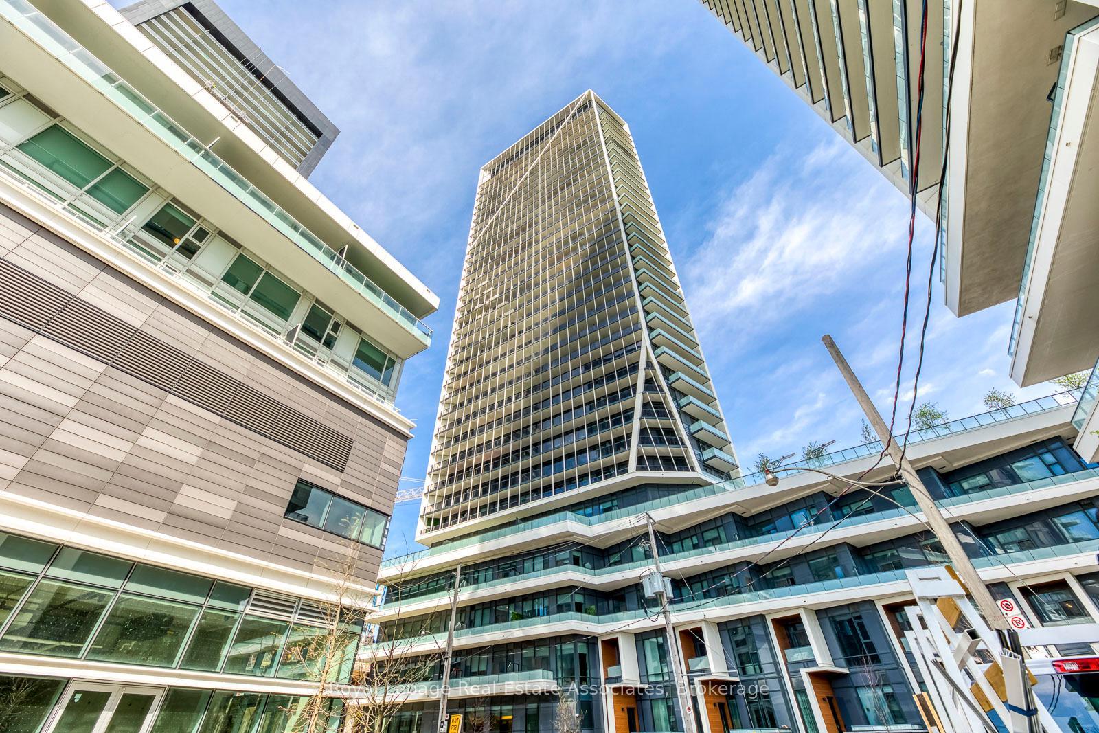30-ordnance-street-toronto-ontario-c12302043