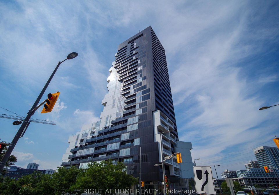170-bayview-avenue-toronto-ontario-c12302262