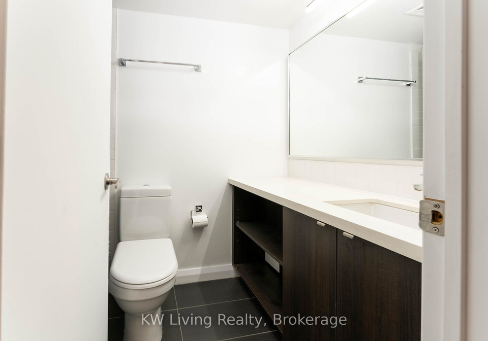 155-yorkville-avenue-toronto-ontario-c12302533