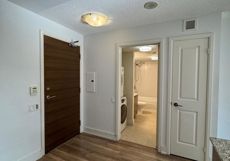 23-sheppard-avenue-e-e-north-york-ontario-c12302574