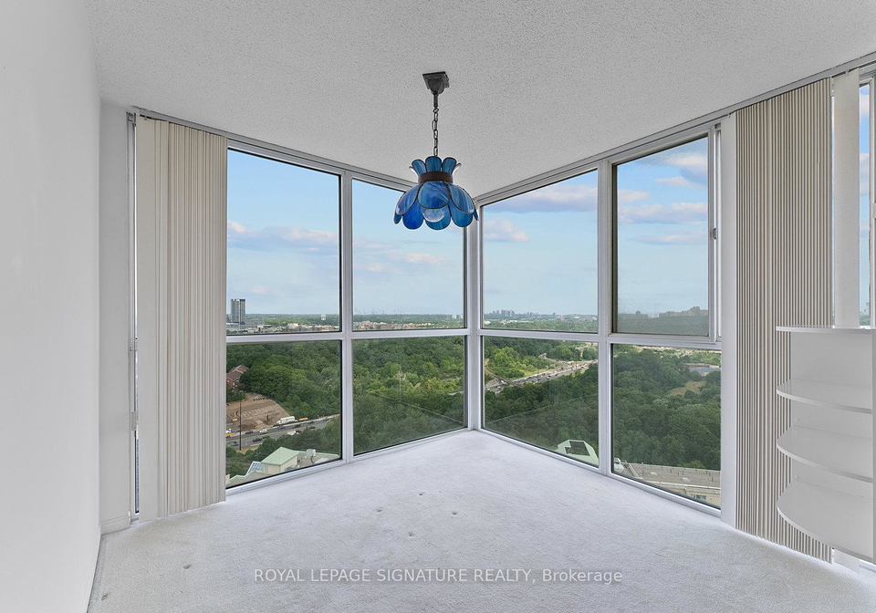 7-concorde-place-north-york-ontario-c12302815