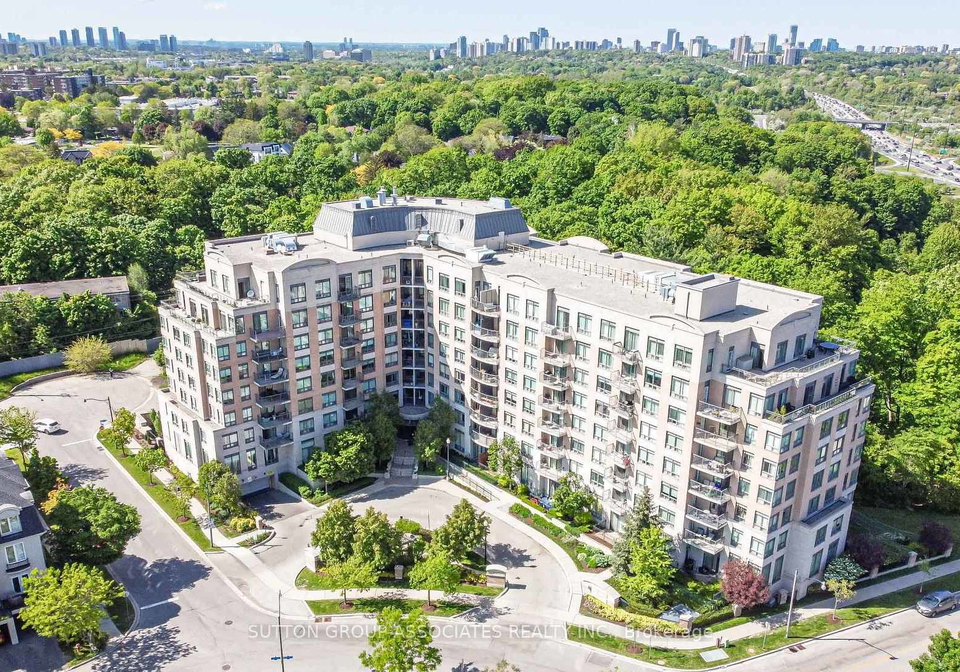 16-dallimore-circle-north-york-ontario-c12302825