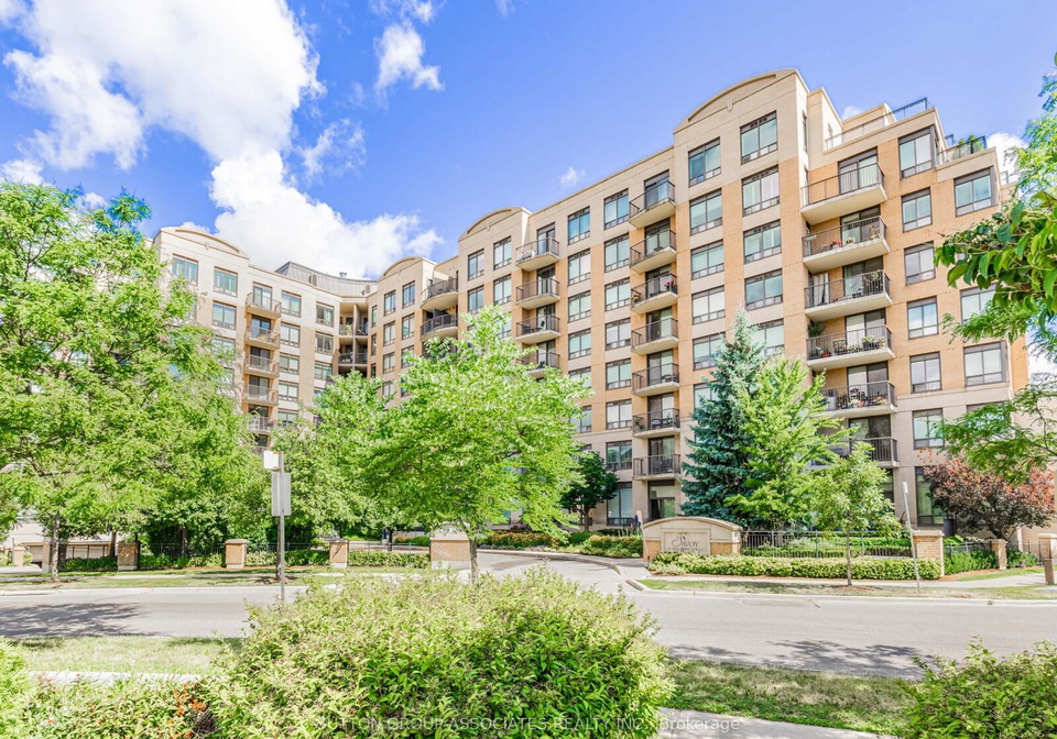 16-dallimore-circle-north-york-ontario-c12302825