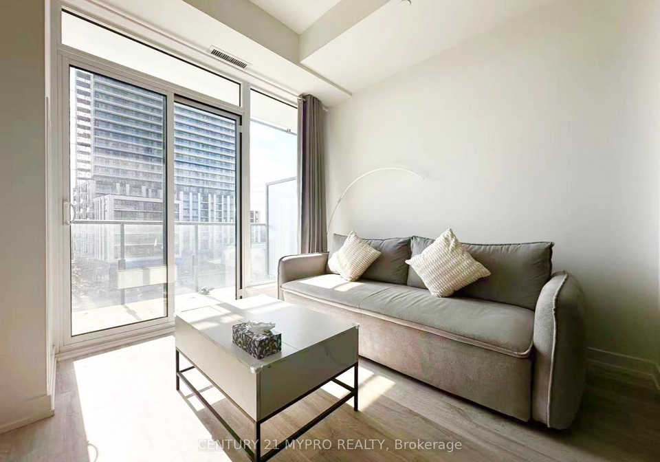 7-golden-lion-heights-north-york-ontario-c12303006