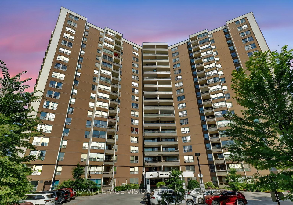5-vicora-linkway-na-east-york-ontario-c12303080