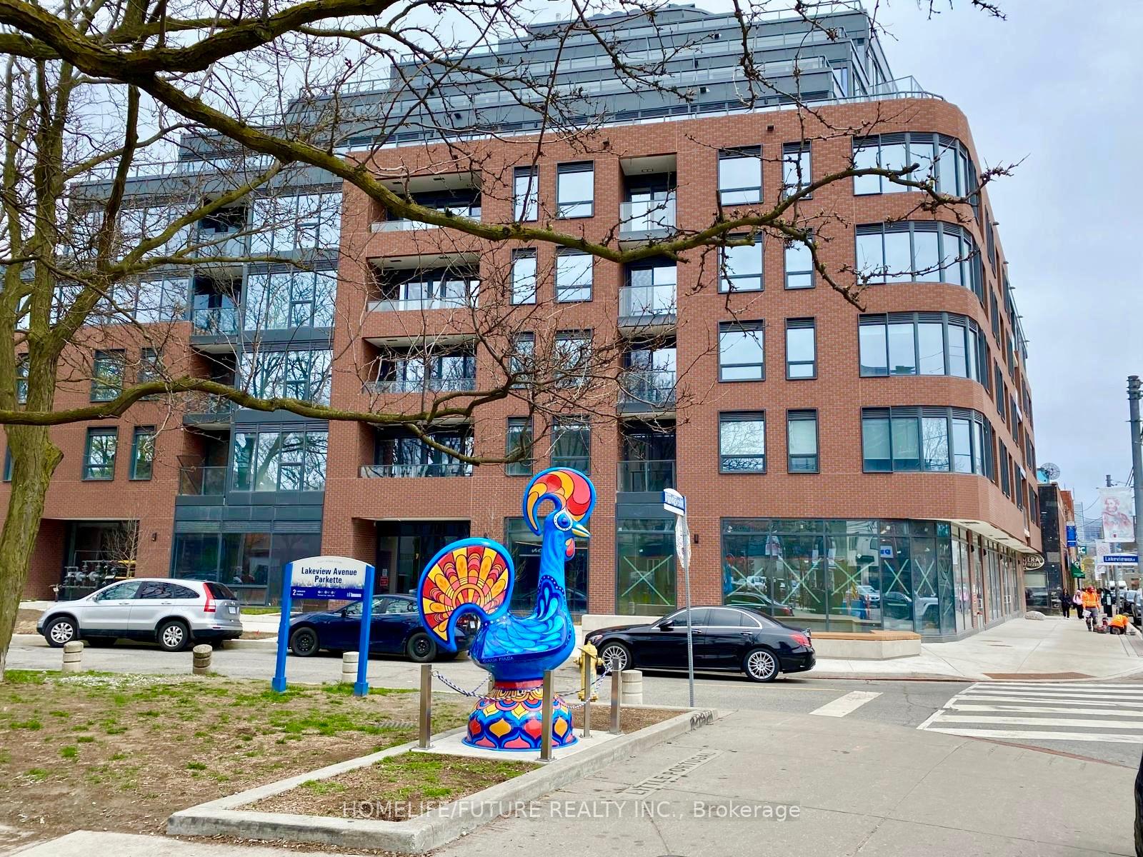 5-lakeview-avenue-toronto-ontario-c12303355