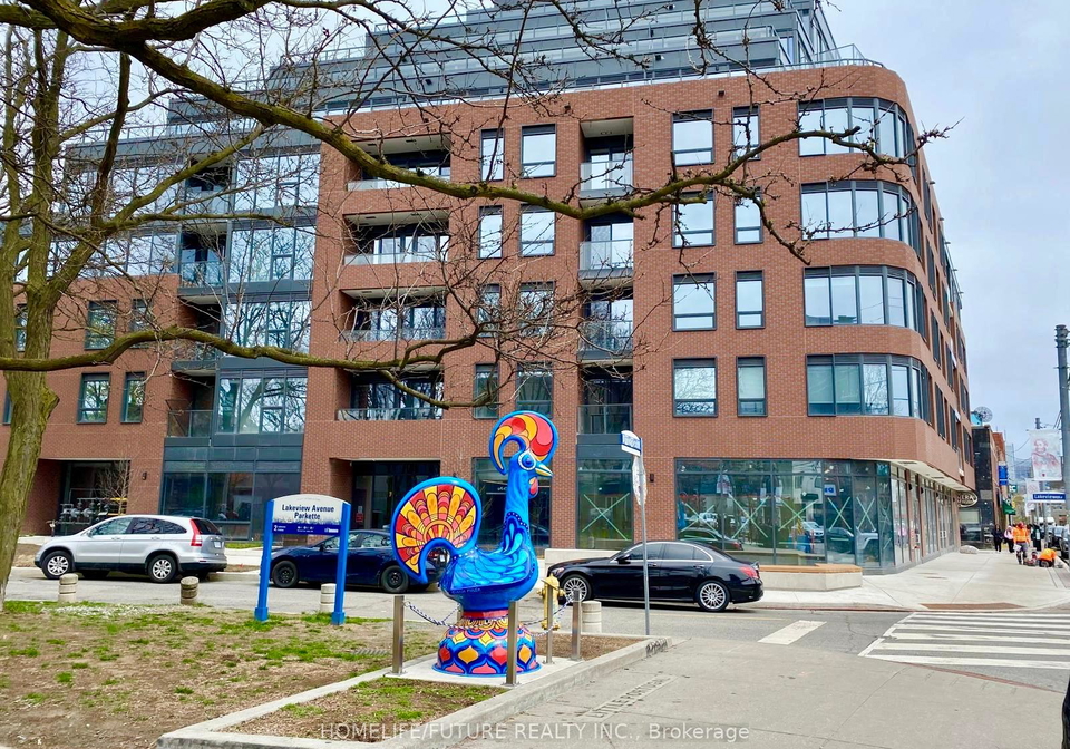 5-lakeview-avenue-toronto-ontario-c12303355
