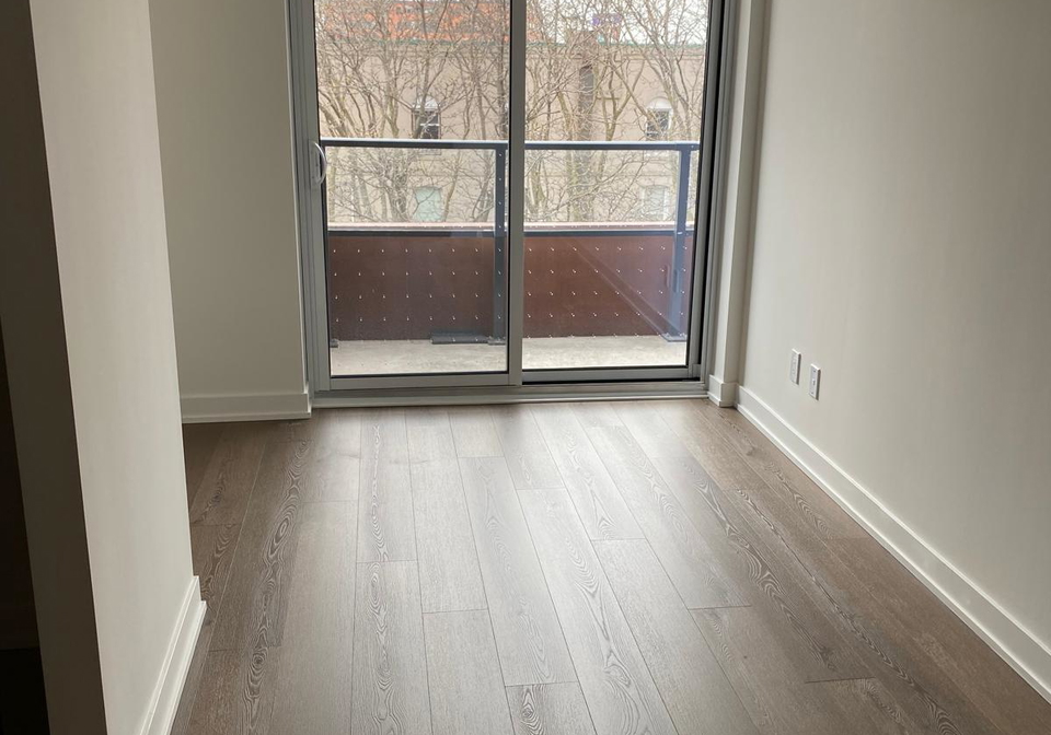 5-lakeview-avenue-toronto-ontario-c12303355