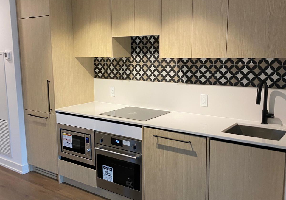 5-lakeview-avenue-toronto-ontario-c12303355