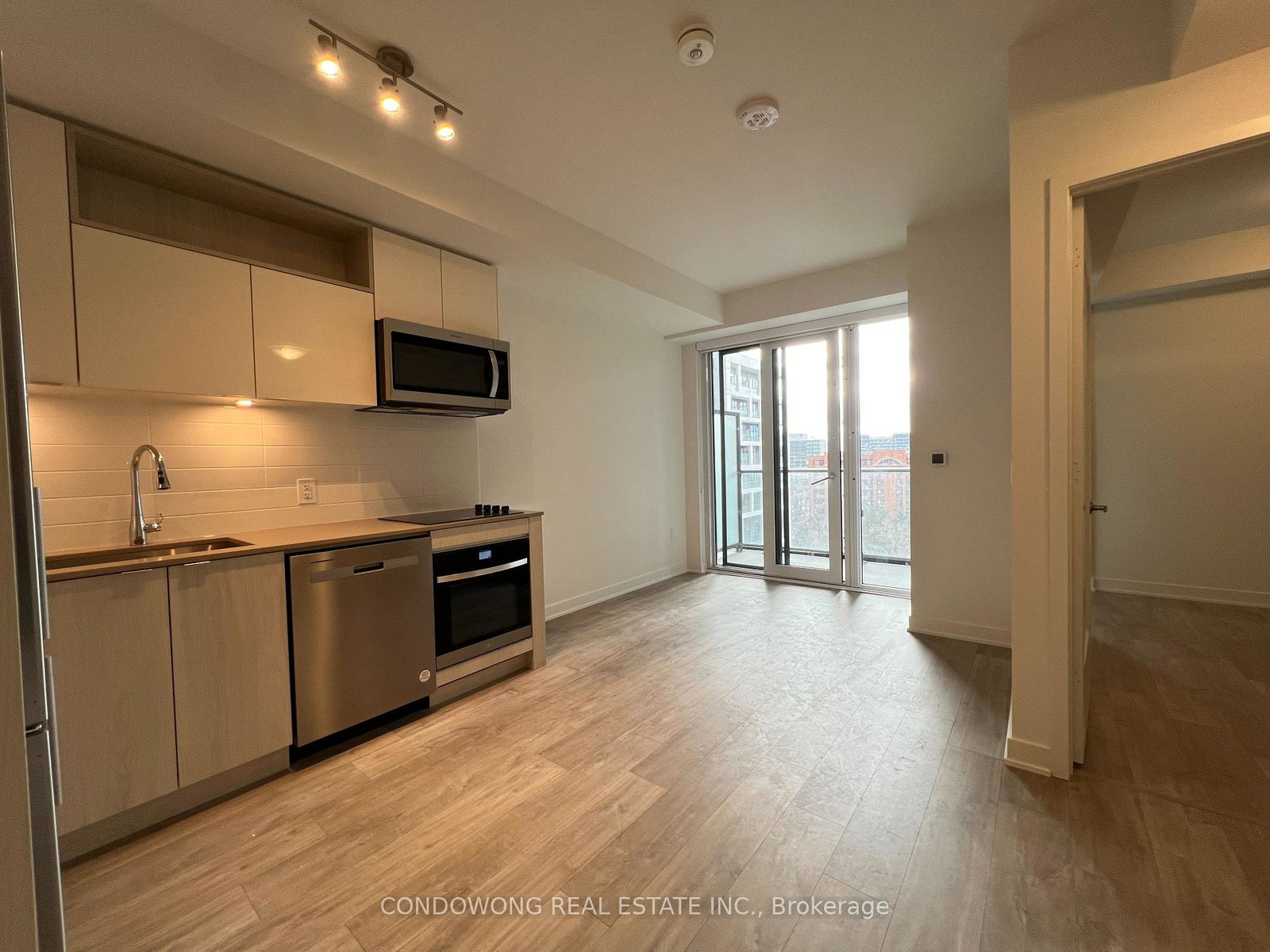 135-lower-sherbourne-street-toronto-ontario-c12303402