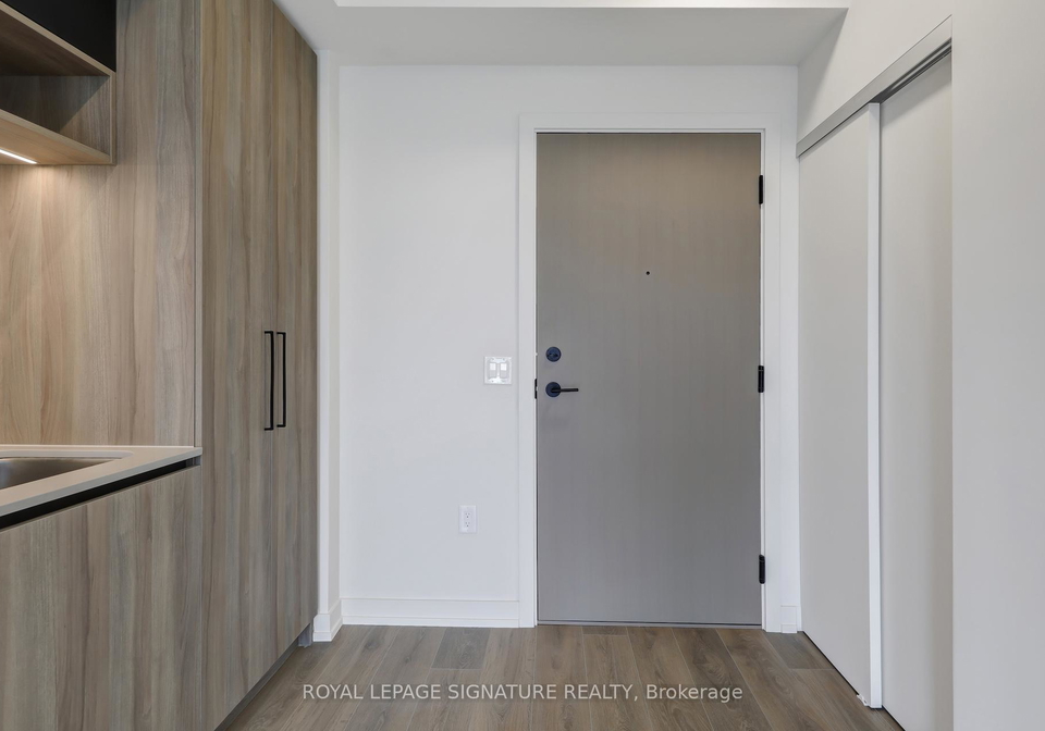 181-sterling-road-toronto-ontario-c12303656
