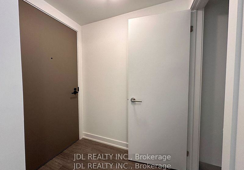47-mutual-street-toronto-ontario-c12303705