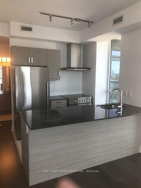 1486-bathurst-street-toronto-ontario-c12303711