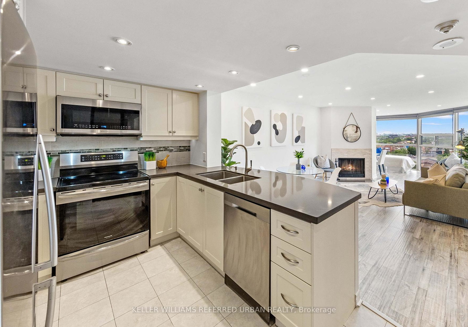 725-w-king-street-w-w-toronto-ontario-c12303858