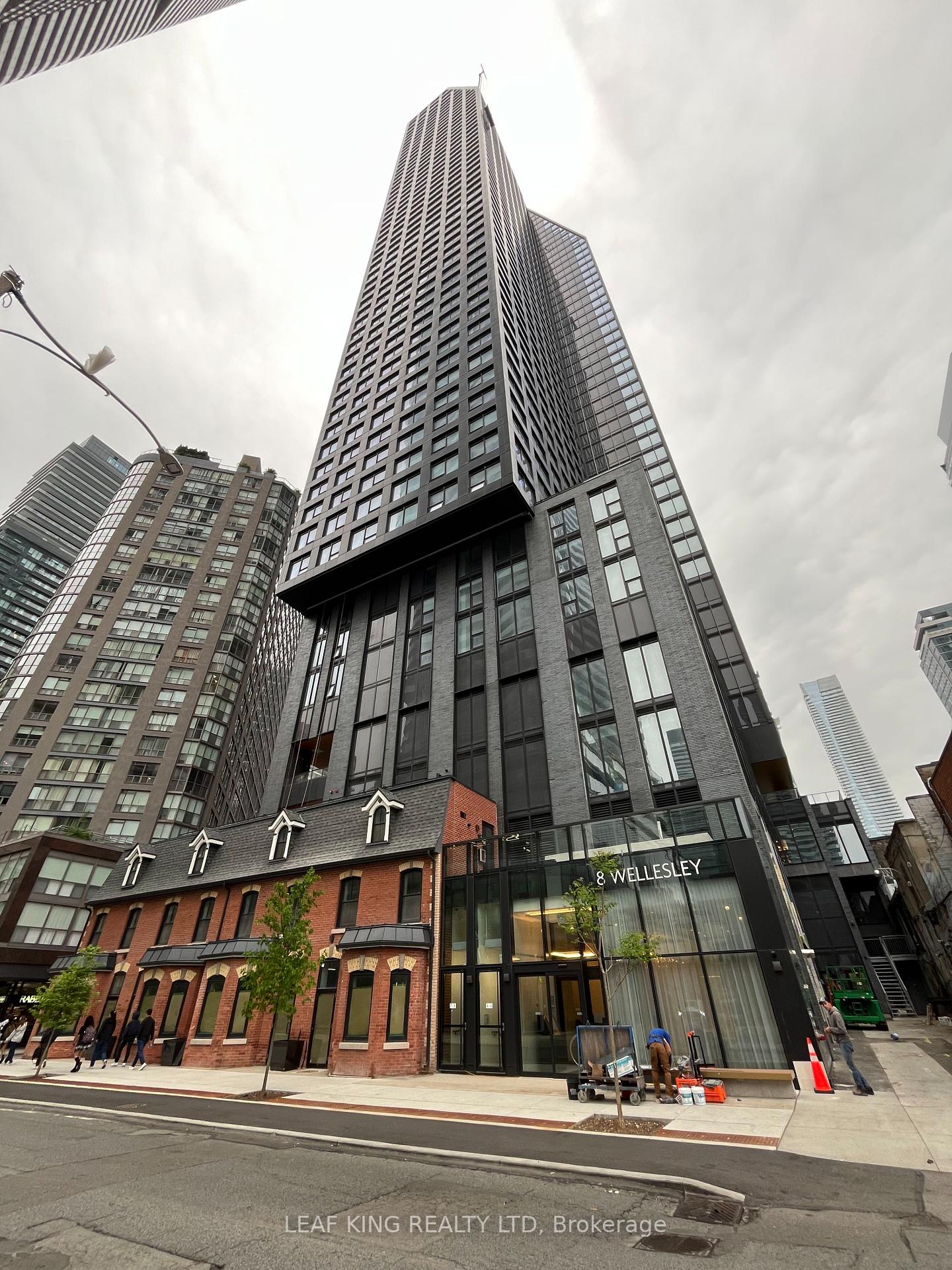 8-wellesley-street-w-w-toronto-ontario-c12303904